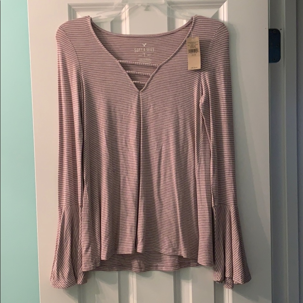 AMERICAN EAGLE SOFT AND SEXY TOP